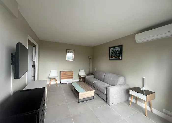 Terrace One Bedroom Lacoste Daire